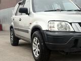Honda CR-V 1997 года за 3 500 000 тг. в Алматы – фото 4