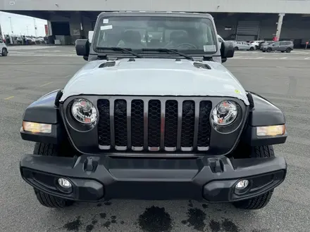 Jeep Gladiator 2021 года за 14 500 000 тг. в Другой город в США – фото 2