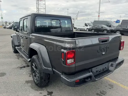 Jeep Gladiator 2021 года за 14 500 000 тг. в Другой город в США – фото 5