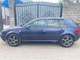 Volkswagen Golf 1999 годаүшін2 100 000 тг. в Алматы
