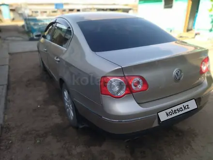 Volkswagen Passat 2008 года за 3 200 000 тг. в Семей – фото 5