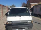 Toyota Hiace 1995 годаүшін2 500 000 тг. в Тараз