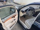 Mercedes-Benz E 320 2002 годаүшін4 000 000 тг. в Атырау – фото 2