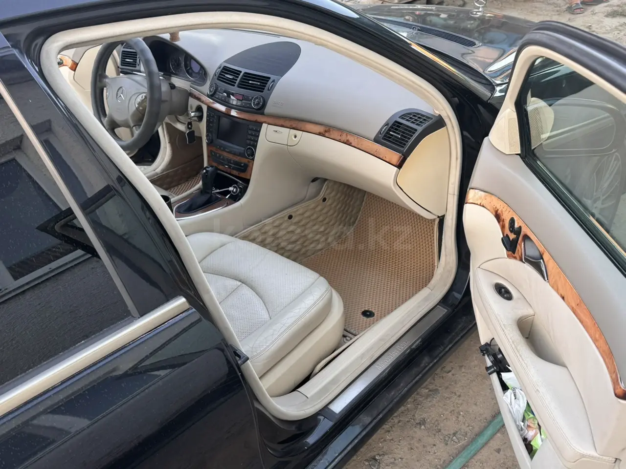Mercedes-Benz E-Class, 2002