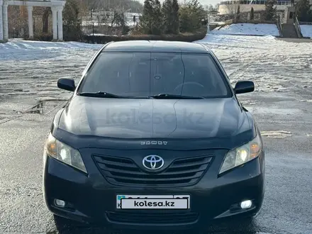 Toyota Camry 2007 года за 6 000 000 тг. в Алматы – фото 2