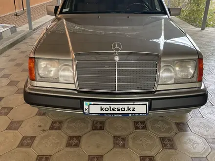 Mercedes-Benz E 220 1992 года за 2 800 000 тг. в Темирлановка