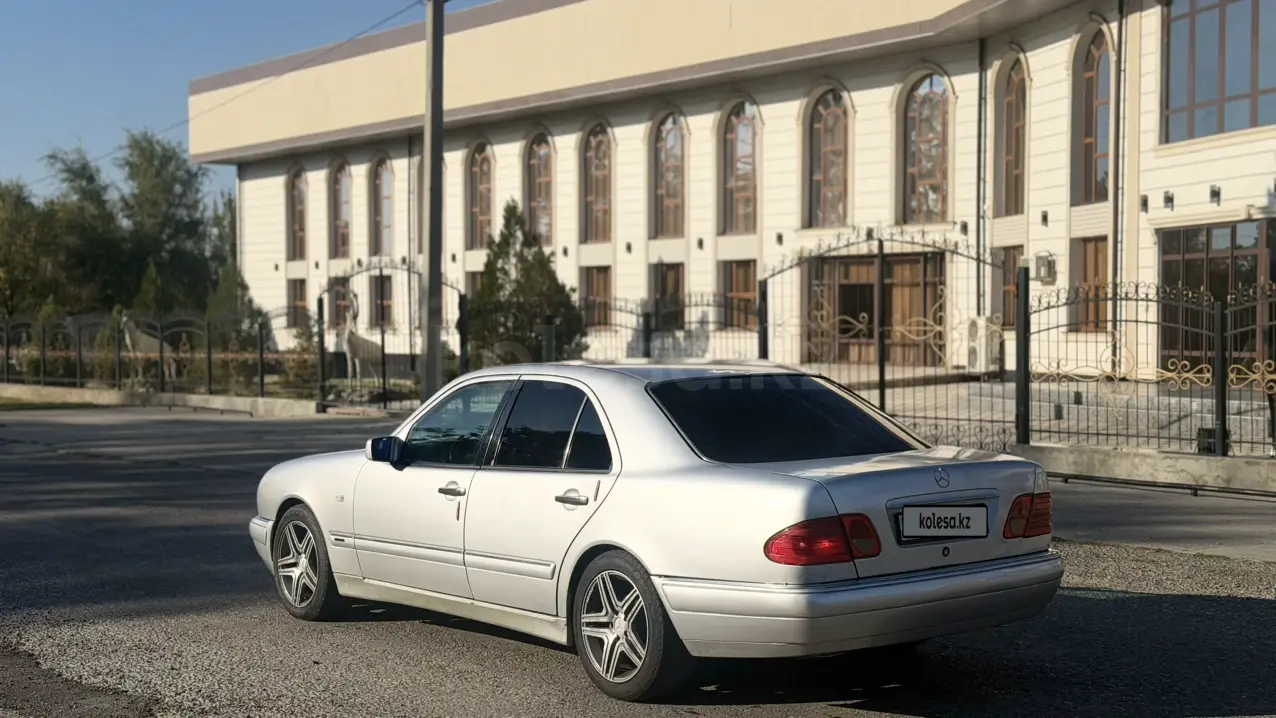 Mercedes-Benz E-Class, 1996