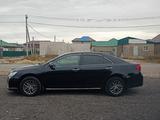 Toyota Camry 2014 года за 7 500 000 тг. в Астана – фото 2