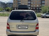Kia Carnival 1999 годаүшін2 900 000 тг. в Караганда – фото 5