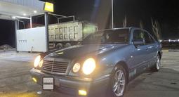 Mercedes-Benz E 230 1997 годаfor1 900 000 тг. в Караганда