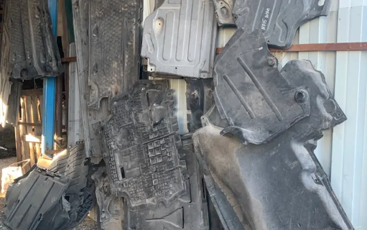 Пластиковая защита двигателя за 15 000 тг. в Караганда