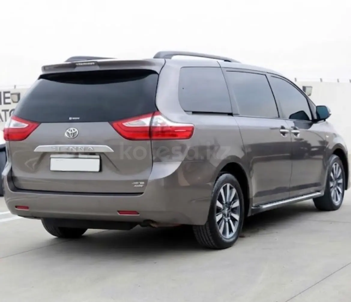 Toyota Sienna, 2019