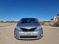 Toyota Sienna 2010 года за 10 000 000 тг. в Жанаозен