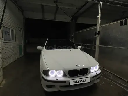 BMW 528 1997 года за 3 400 000 тг. в Астана – фото 3