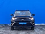 Toyota RAV4 2016 года за 9 660 000 тг. в Алматы – фото 2