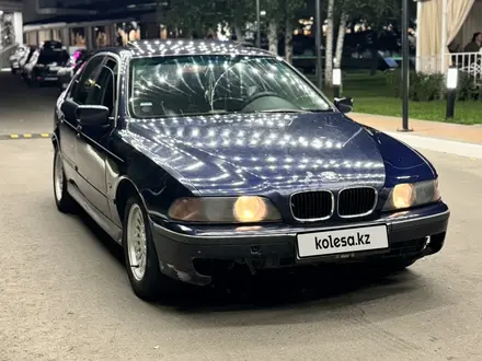 BMW 528 1995 года за 2 100 000 тг. в Астана – фото 2