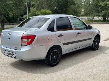 ВАЗ (Lada) Granta 2190 2013 года за 2 350 000 тг. в Актобе – фото 4