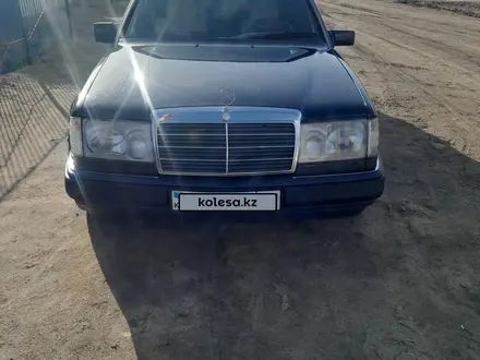 Mercedes-Benz E 230 1990 года за 1 550 000 тг. в Кызылорда – фото 2