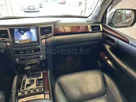 Lexus LX 570 2013 года за 27 700 000 тг. в Алматы – фото 14