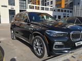 BMW X5 2019 года за 28 900 000 тг. в Караганда – фото 2