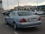 Mercedes-Benz S 320 1999 годаүшін3 100 000 тг. в Астана – фото 3