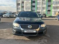 Volkswagen Passat 2010 года за 4 500 000 тг. в Алматы