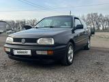 Volkswagen Golf 1993 года за 1 470 000 тг. в Алматы