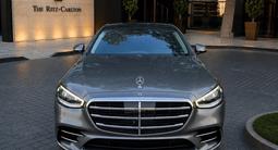Mercedes-Benz S 580 2022 года за 70 000 000 тг. в Алматы – фото 2