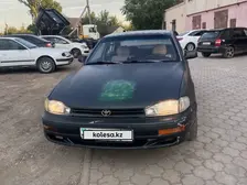 Toyota Camry, 1992