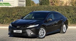 Toyota Camry 2018 года за 13 800 000 тг. в Актобе