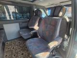 Volkswagen Transporter 1994 года за 4 500 000 тг. в Астана – фото 5