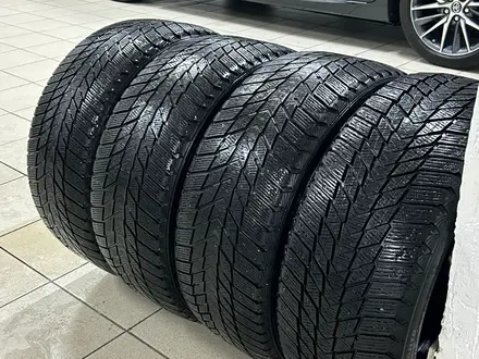 Комплект зимней резины Roadstone Winguard ice plus 225/45R18 за 90 000 тг. в Талдыкорган – фото 4