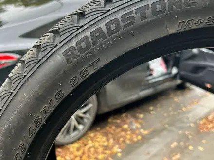 Комплект зимней резины Roadstone Winguard ice plus 225/45R18 за 90 000 тг. в Талдыкорган – фото 22