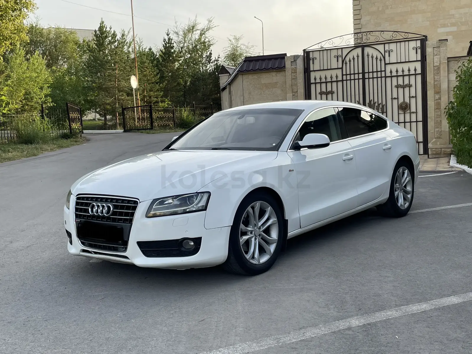 Купить Audi 2009 Года