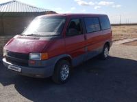 Volkswagen Caravelle 1994 годаfor3 300 000 тг. в Павлодар