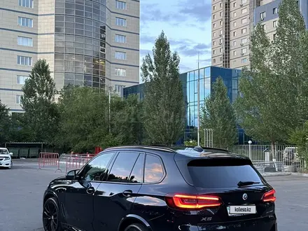 BMW X5 2021 года за 43 200 000 тг. в Астана – фото 3