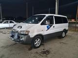 Hyundai Starex 2002 годаfor4 400 000 тг. в Шымкент – фото 2