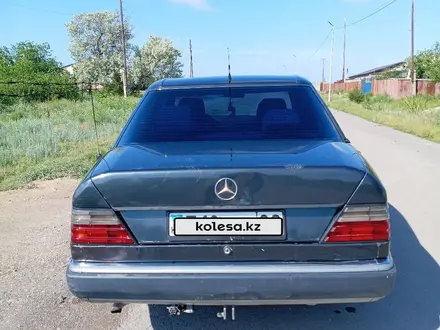 Mercedes-Benz E 230 1991 года за 1 000 000 тг. в Караганда