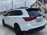 Mitsubishi Outlander 2022 годаfor14 200 000 тг. в Актау – фото 2