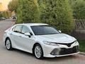 Toyota Camry 2021 года за 15 800 000 тг. в Алматы – фото 3