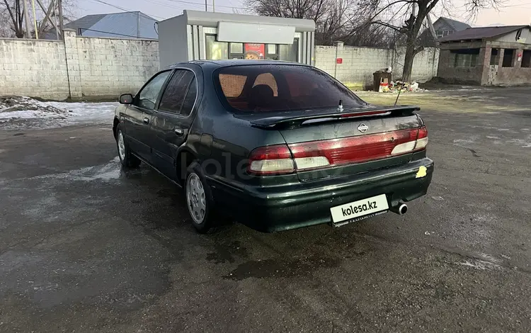 Nissan Maxima 1999 годаүшін1 600 000 тг. в Тараз