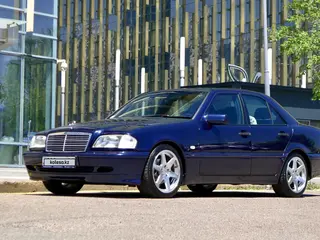 Mercedes-Benz C 230