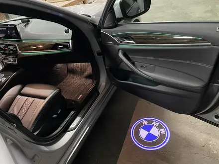 BMW 520 2021 года за 28 500 000 тг. в Шымкент – фото 29