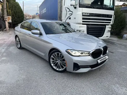 BMW 520 2021 года за 28 500 000 тг. в Шымкент