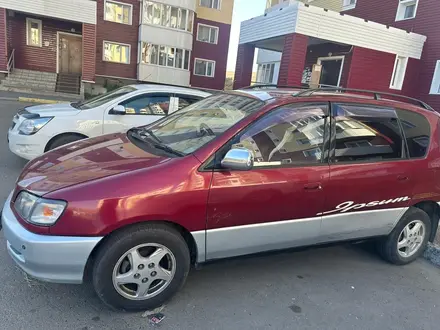 Toyota Ipsum 1998 года за 3 200 000 тг. в Усть-Каменогорск – фото 2