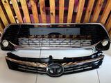 Решетка радиатора/в бампер Toyota Camry-55 Euro эксклюзив за 50 000 тг. в Астана