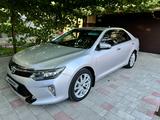 Toyota Camry 2017 года за 12 900 000 тг. в Костанай – фото 3