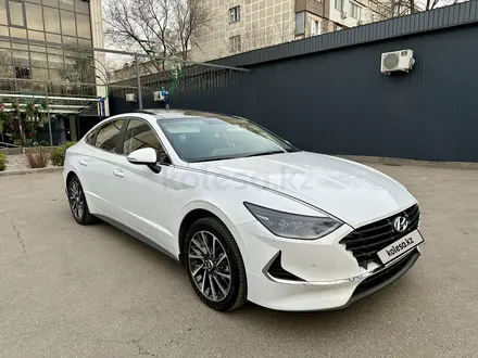 Hyundai Sonata 2022 года за 13 500 000 тг. в Алматы – фото 7