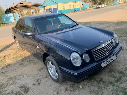 Mercedes-Benz E 230 1997 года за 3 800 000 тг. в Семей – фото 6