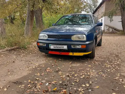 Volkswagen Golf 1993 года за 1 300 000 тг. в Кокшетау – фото 2